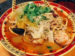 -Hi Joopo Hot Pot 吉阿婆麻辣烫
