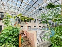 -盛彼得温泉度假酒店
