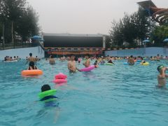 -欢乐水魔方水世界