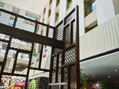 -朗丽兹自助餐厅