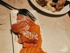 -四海一家自助餐(益田假日广场店)