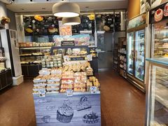 面包甜点陈列柜-Caidie Bakery采蝶轩(百越店)