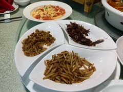 -瑞丰园庭院餐厅·白族传统家常菜