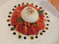 布拉塔奶酪番茄沙拉-Paulaner·德国帕拉娜自酿啤酒餐厅(海上世界店)