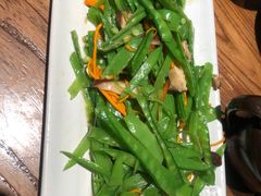 五彩花菇荷兰豆-云海肴·汽锅鸡·云南菜(美罗城店)