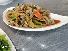 -覃记海鲜美食餐厅