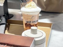 -HOT CRUSH趁热集合·现烤面包(上海环球港店)