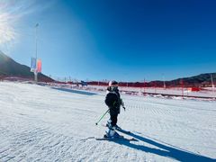 -荣盛康旅野三坡滑雪场
