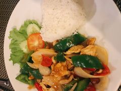 腰果炒鸡-Old House Restaurant