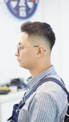 -DL BARBERSHOP男士理发店