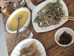 -溢心园香河肉饼总店