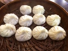 灌汤小笼-大龙汤包