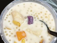 -爽爽王牌甜品(河背村店)