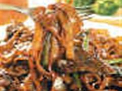 乾炒牛河$68　用上三種豉油來炒-太平馆餐厅(油麻地店)