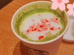 樱花草莓茶拿铁-星巴克臻选(杭州嘉里中心1F店)