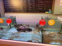 水产区-日进一片海.生腌海鲜火锅.宵夜烧烤(三里屯总店)