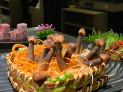 -湊湊火锅·茶憩(打浦桥日月光店)