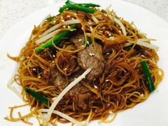 干炒牛河-甜蜜蜜港式茶餐厅(虹梅店)