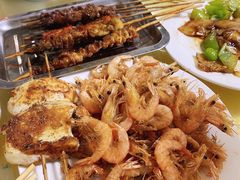 -明月食府(二区干二路店)