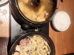 -云海肴·汽锅鸡·云南菜(天山百盛优客店)