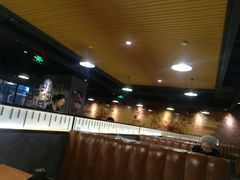 -肥肥虾庄·金牌油焖大虾(杨园滨江时代walk店)