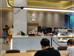 -星巴克臻选(深圳龙华红山天虹店)