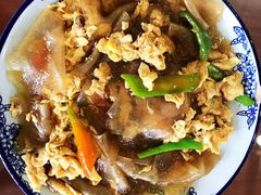 鹅蛋炒粉皮-湖光月色临湖音乐餐厅(台儿庄古城店)