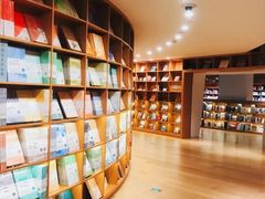 店内环境-新华文创·光的空间