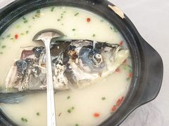 -万佛湖许老大铁锅鱼(黑金冠店)