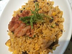 -百威KTV(恒福路店)