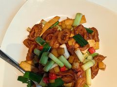 蒜苗炒大肠-荣小馆(安达仕店)
