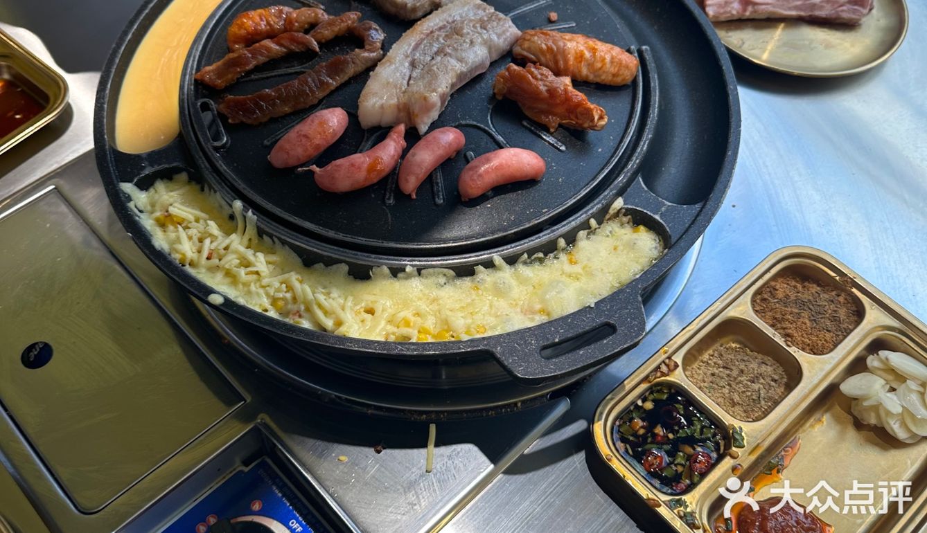 这家自助烤肉好好吃～