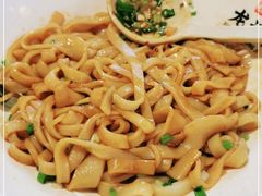 -龙记桂林米粉(财满街店)
