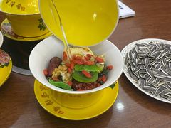 -伊源鼎盛餐饮服务有限公司