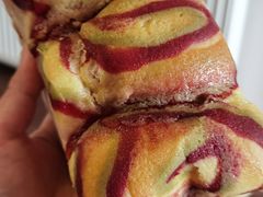 -爸爸心语手工吐司·甜点(泛悦国际店店)