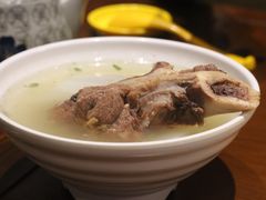 大骨头萝卜汤-大壶春生煎(四川中路店)