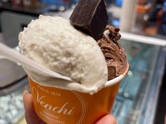 -VENCHI 闻绮(上海佛罗伦萨小镇店)