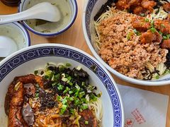 -沪西老弄堂面馆(定西路店)