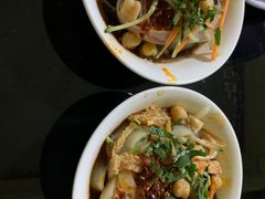 -烤肉小伙烤肉店