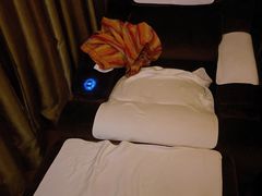 -瑶池足道养生SPA