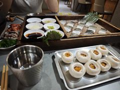 -围炉肉舍•炭烤活鳗•丹东海鲜烤肉(步行街店)