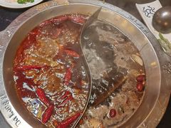 -大龙辣火锅·龙虾·烧烤(湖滨新天地店)