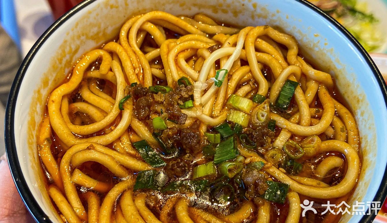 能吃掉三碗饭的酸菜鱼 小洋房里的重庆菜