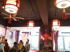 大堂-陈寔包子王·卤煮小肠·京味小吃(龙潭店)
