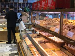 -昆明冠生园·蛋糕·面包(朗悦湾店)