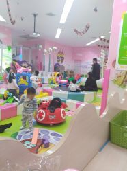 -孩子王童乐园(青岛万达店)