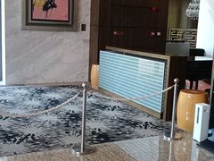 -上海虹桥西郊假日酒店