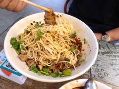 -杨大叔爱面子·四川小吃(岗头店)