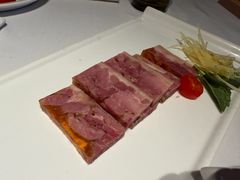 镇江肴肉-八分饱·西津会(西津渡店)