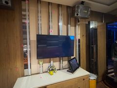 -蓝尊量贩(黄河路店)